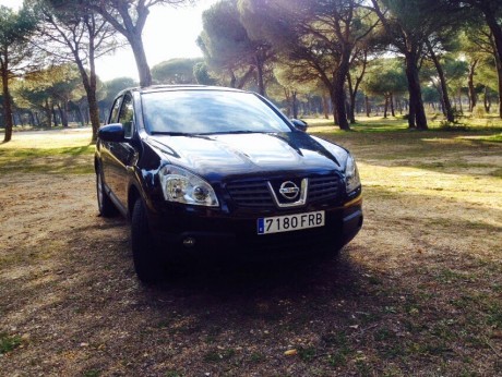 VENDO QASHQAI 2.0 - 140 CV - ACENTA – 4X4 – gasolina - Color Negro
                   En perfecto estado, 00