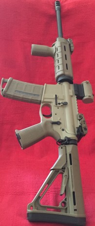 Hola
Vendo AR 15 de la marca Smith and Wesson mp 15
Plataforma AR y preción Match.

El rifle semiautomático 00