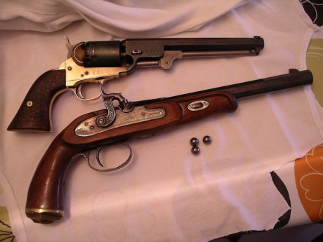  Hilo para colocar fotos, de esas armas de pólvora negra que tanto nos gustan y tenemos bien cuidadas, 80