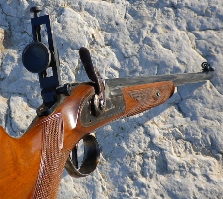 Hola amigos
Vendo Rigby Creedmoore Match calibre 45 de marca A.M.R.
Esta en Elche por si alguien quiere 10