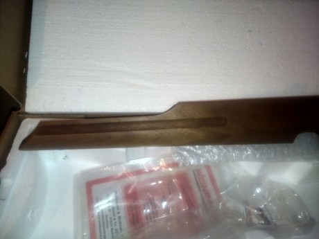 Hola
En venta mi culata de mi hw100 t
Motivo le puse desde el primer dia
una culata de guntuning.
Si alguno 12
