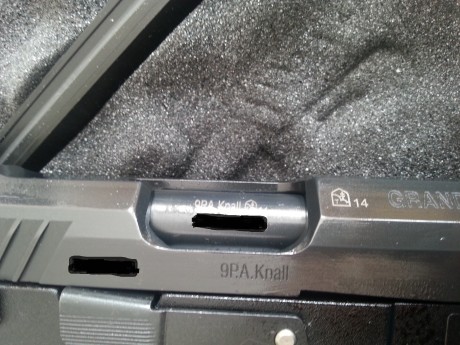 alguien sabe si este arma de fogueo se puede traer a españa, es una autentica pasada, es un arma de fogueo 51