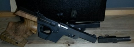 Buenas, pongo a la venta este magnifico arma para tirar en varias modalidades, standar, velocidad y fuego 00