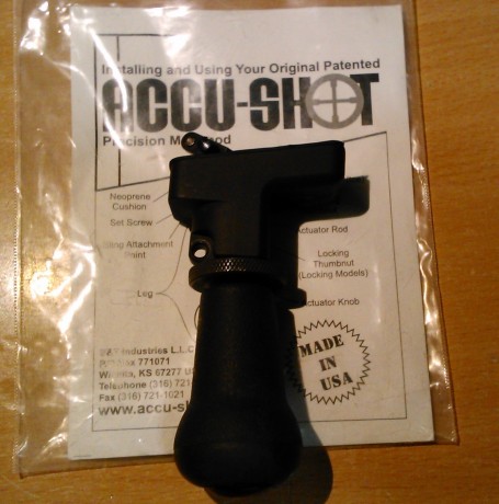 Hola, por no usar, vendo Accu-Shot Monopod, precio: 55 Euros, envio incluido.

 http://www.accu-shot.com/Attaching_Your_Sling_Mounted_Monopod.php 00