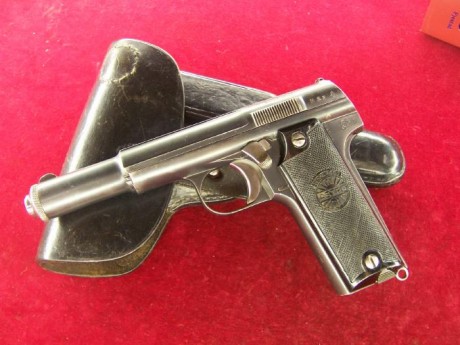 Hace unos días encontré por casualidad en una web extranjera un arma a la venta que hacía muchos años 151