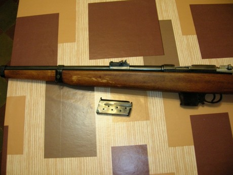 Hola, vendo una destroyer en calibre 9 mm parabellum con dos cargadores, como se ve esta en muy buen estado 02