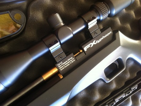 :sniper Vendo esta magnífica carabina-escopeta de aire comprimido monotiro del calibre 4, 5. Apenas ha 00