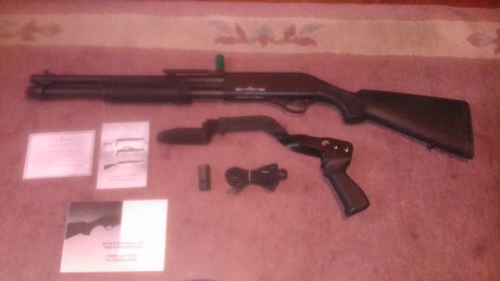 Vendo Stinger Tactical.

12/70. Magnum.

Cañón 47 cm.

Culata retractil, correa.

Año 2010. Apenas uso, 01