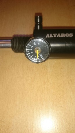 Un compañero me pide que le ponga este anuncio.Regulador solo montado para provar. Altaros tarado a 125 01