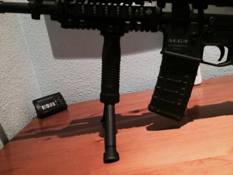 Grip de Asalto HK con Bipode Integrado.
Fabricado por B&T para HK.
Calidad excelente , materiales 02