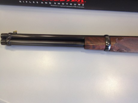 Winchester 92 Conmemorativo 100 años John Wayne: 1.907 - 2007.
  EXCLUSIVO y ÚNICO en España.  

Calibre 22