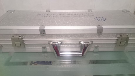 Hola,

vendo pistola libre Morini CM84E, calibre .22, electrónica.

Talla de cacha M.

Con los accesorios 11