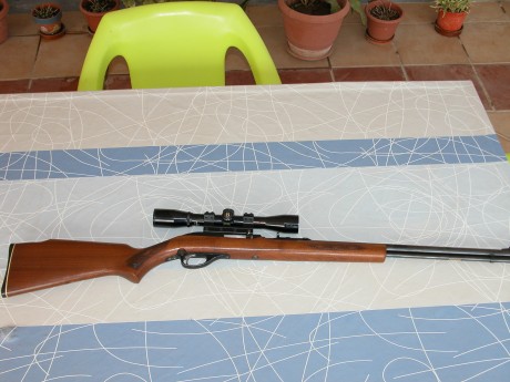 Vendo carabina semiautomática Marlin, modelo 990, calibre 22lr.
Está muy bien de madera y pavonado, funciona 01