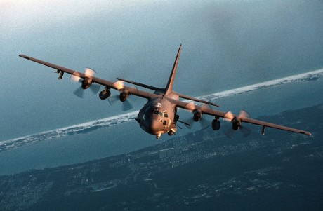 Pues eso, en este hilo pretendo deleitaros como amantes de los aviones de combate que sois muchos, con 70