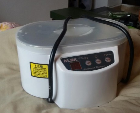Se vende maquina para limpieza de vainas por ultrasonidos. Esta en muy buen estado. Se pueden enviar mas 00