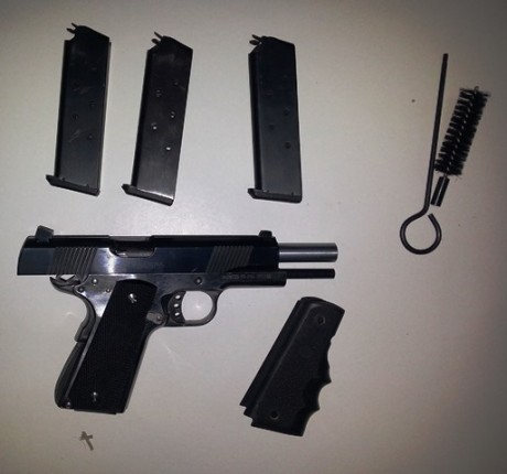 Por no usar vendo las siguientes armas cortas:
- Beretta PX4 Storm calibre 9 Pb.
- Heckler & Koch 31