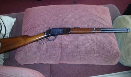Saludos a todos.

Por si a alguno le interesa, tengo en venta una carabina Uberti, réplica del mítico 02