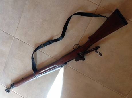 Buenas por dejar el tiro desearía cambiar este rifle por algún buen cuchillo Muela.
Entrego con el el 02