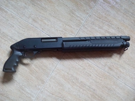 Hola, vendo escopeta fabarm ultrashort de corredera nueva sin estrenar aun. La escopeta mide 61cm en total 02