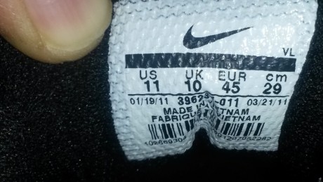Hola Compis,
Hace unos días recibí unas NIKE LAND SHARK LEGACY del número 45 y me van pequeñas.
Resulta 02