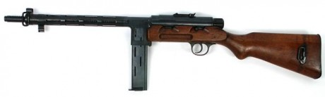 Hace unos días encontré por casualidad en una web extranjera un arma a la venta que hacía muchos años 60