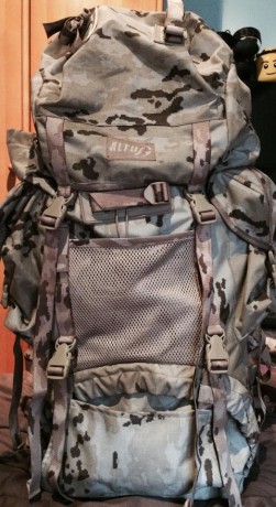 SE VENDE MOCHILA MILITAR DEL EJERCITO DE TIERRA , MODELO 72 HORAS , ESTADO NUEVA A ESTRENAR.
COLOR UCFAS 00