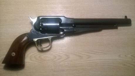 Por no utilizar (Lo mio son las armas largas), vendo este magnifico revolver Remington Pattern de Pedersoli.
Precio 01