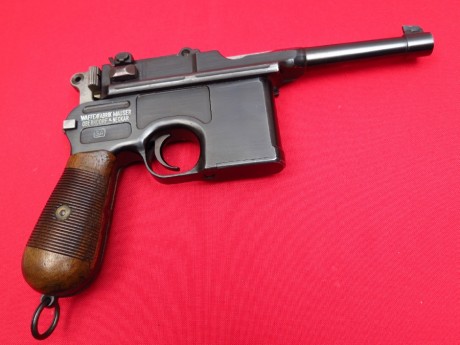 Hace unos días encontré por casualidad en una web extranjera un arma a la venta que hacía muchos años 112