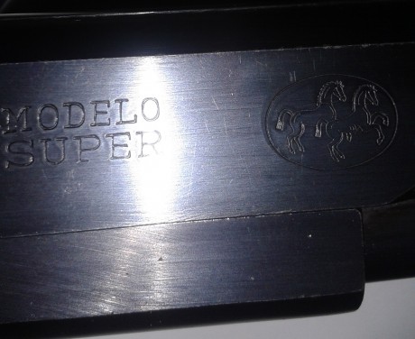 Hace unos días encontré por casualidad en una web extranjera un arma a la venta que hacía muchos años 40