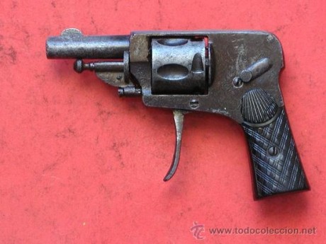 Hace unos días encontré por casualidad en una web extranjera un arma a la venta que hacía muchos años 140