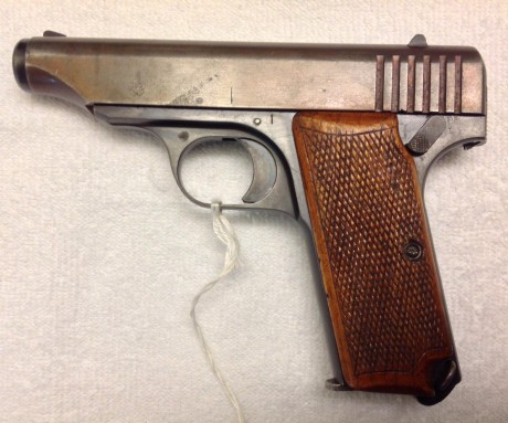 Hace unos días encontré por casualidad en una web extranjera un arma a la venta que hacía muchos años 160