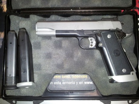 Vendo PARA-ORDNANCE P16-40.

Calibre .40 S&W

Corredera CASPIAN, dos cargadores de 16 disparos y uno 01