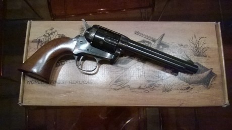  Revólver Uberti Stallion 22 lr 5 1/2" 

 Antigüedad: 1 año - Comprada en armería
 Estado:  Como 11