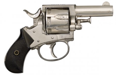 Hace unos días encontré por casualidad en una web extranjera un arma a la venta que hacía muchos años 21