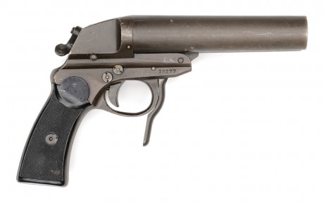 Hace unos días encontré por casualidad en una web extranjera un arma a la venta que hacía muchos años 61