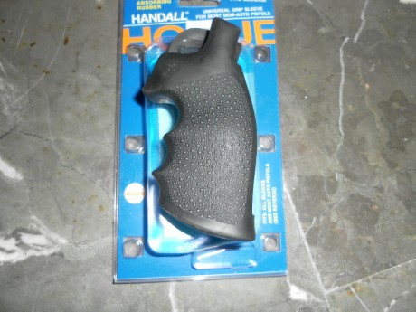 vendo cacha hogue para revolver syw 686 , estan nuevas estan probadas y quitadas estan en valencia. 20€ 00