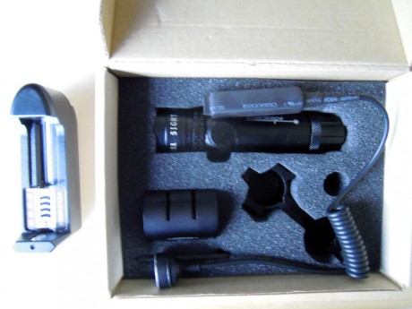 Vendo laser verde, potencia 50mW.
Ojo, que no es el clásico que se ve por ahí de 5mW, es de 50mW, alcance 00
