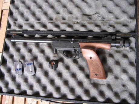 Buenos días.
Sigo con la lista de ventas de esta que se me había quedado en el tintero.
Pistola Hammerli 01