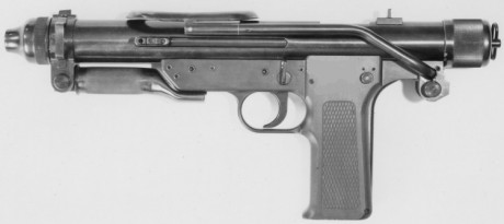 Hace unos días encontré por casualidad en una web extranjera un arma a la venta que hacía muchos años 50