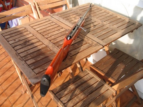 Buenos días.
Sigo con la lista de ventas.
Carabina Haenel mod. 311 con diopter original y algúnos accesorios. 02