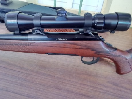 SE vende.Rifle marca TITAN.Modelo,NA. calibre 30.06. tiene 100.disparos, un solo dueño. comprado nuevo.
Tiene 01