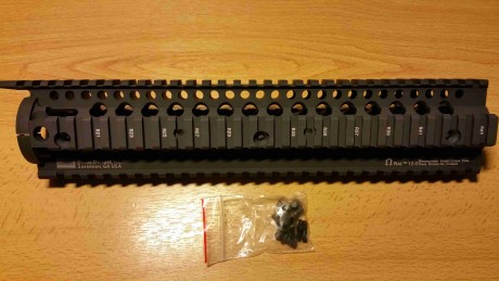 Buenas, pongo a la venta un guardamanos Daniel Defense (Madbull) Omega Rail RAS de 12" pulgadas (30,5 01