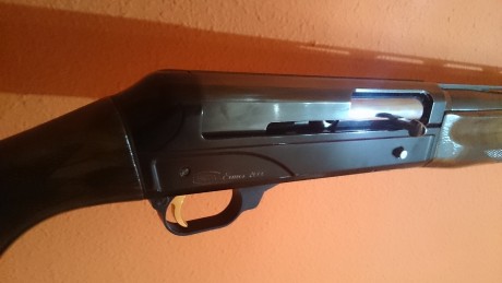 Cambio escopeta inercial marca Breda modelo Ermes 2000 calibre 12, Recámara magnum,5 polichoks,70 cm de 00