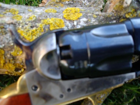 VENDO COLT 1862 police  UBERTI   DEL C/36     6,5 PULGADAS   ESTADO NUEVO   250 EUROS MAS PORTES

SALUDOS 00