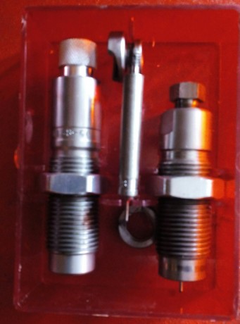 Vendo este estupendo fusil suizo con toda la numeracion coincidente. Dispone de 3 peines,correa original 10