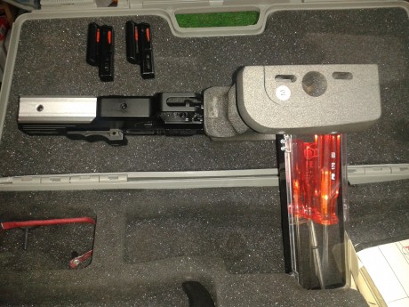 Hola, un amigo me pide que le ponga a la venta su pistola Walther SSP cal.22 lr. Su estado es impecable, 01