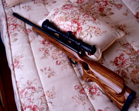 Vendo rifle marca krico calibre 270 wm.
El rifle esta en perfecto estado no ha pegado muchos tiros pues 72