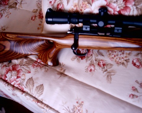 Vendo rifle marca krico calibre 270 wm.
El rifle esta en perfecto estado no ha pegado muchos tiros pues 71