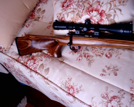 Vendo rifle marca krico calibre 270 wm.
El rifle esta en perfecto estado no ha pegado muchos tiros pues 70