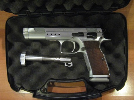 Se vende Tanfoglio Gold Custom 9mm 9x19 y 38 Super auto de 6" con dos cargadores uno del 9 y otro 00